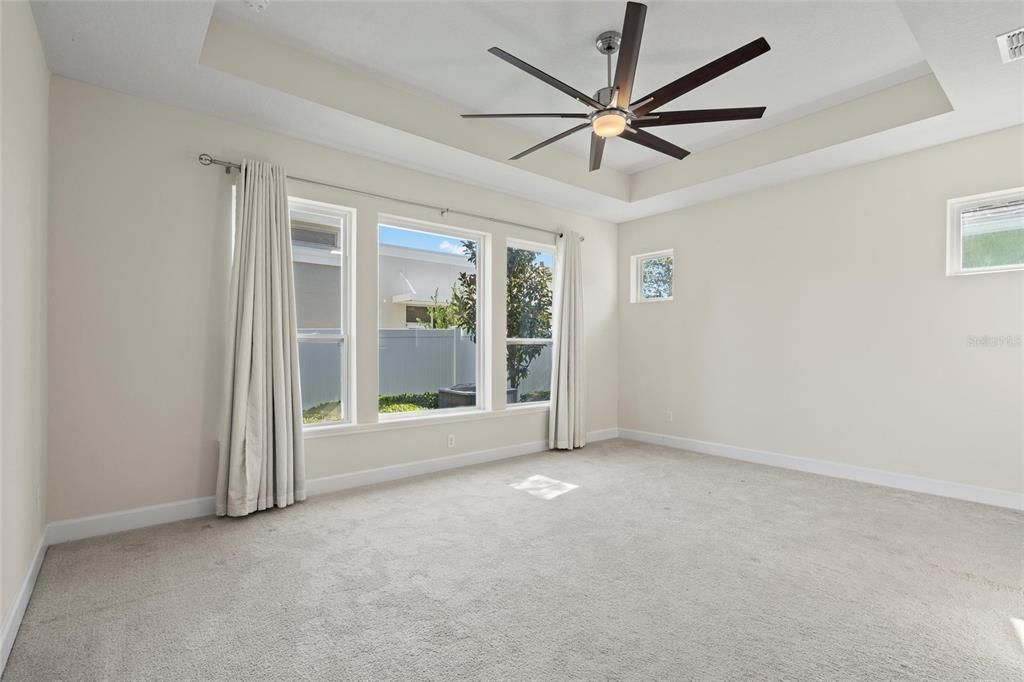 For Rent: $3,595 (3 beds, 2 baths, 2013 Square Feet)