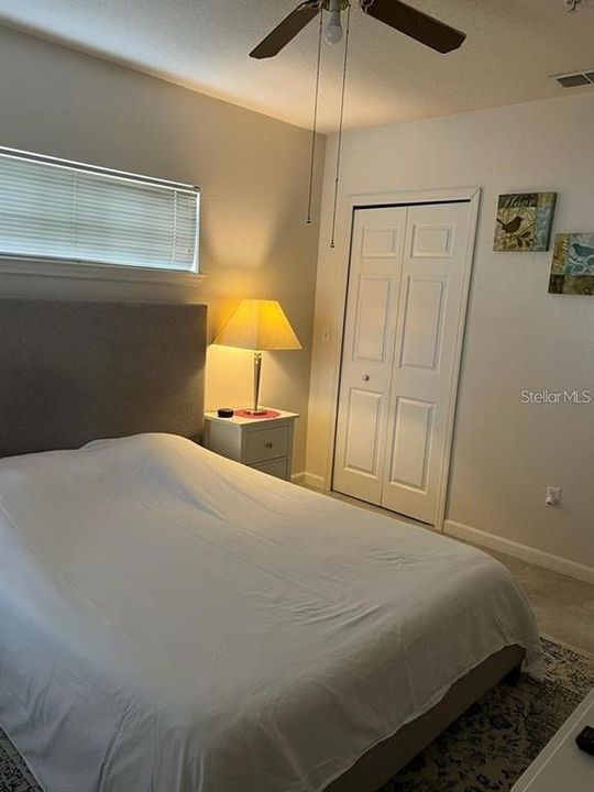 В аренду: $1,700 (2 спален, 2 ванн, 996 Квадратных фут)