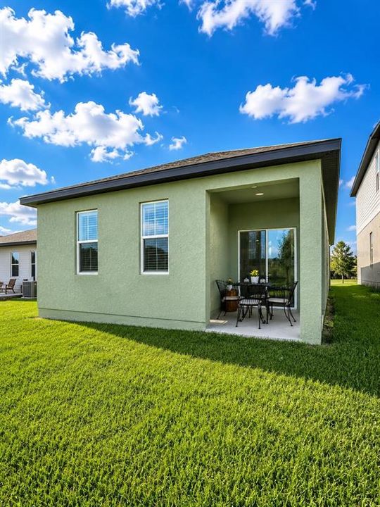 На продажу: $359,900 (3 спален, 2 ванн, 1372 Квадратных фут)