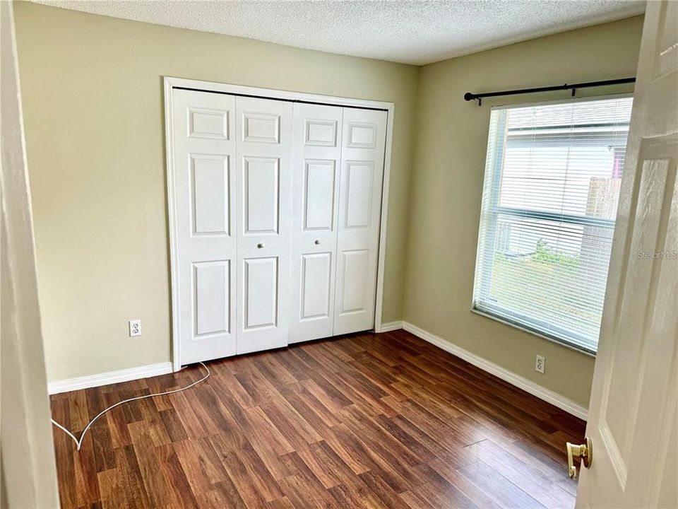 For Rent: $2,200 (3 beds, 2 baths, 1337 Square Feet)