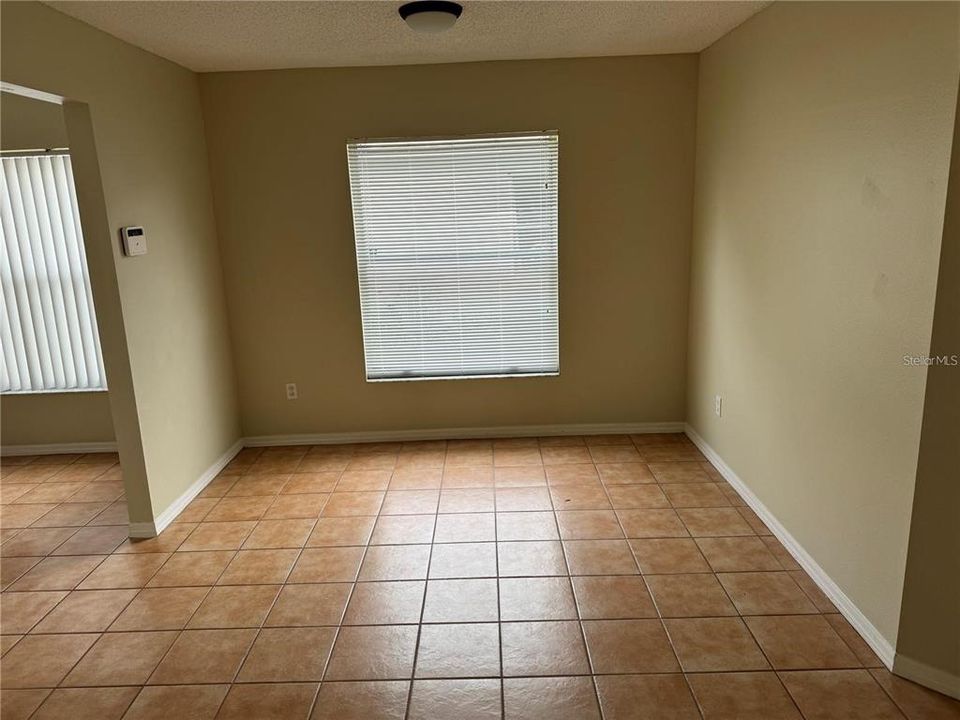 For Rent: $2,200 (3 beds, 2 baths, 1337 Square Feet)
