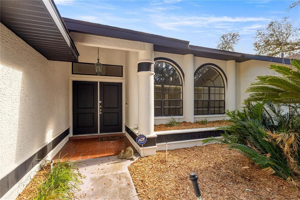 En Venta: $549,900 (3 camas, 2 baños, 2648 Pies cuadrados)