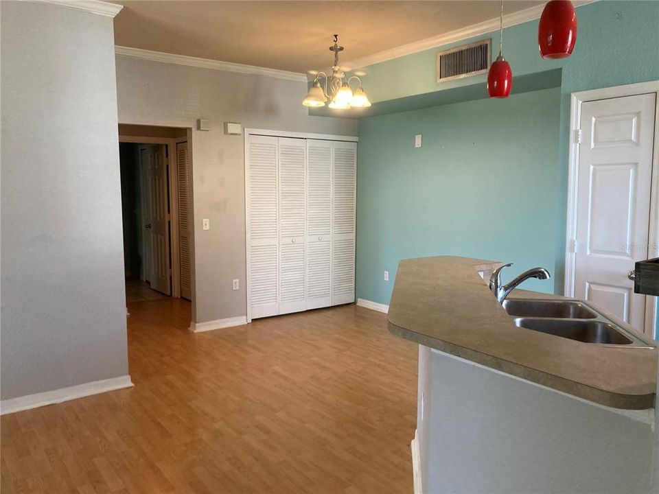 В аренду: $1,395 (1 спален, 1 ванн, 848 Квадратных фут)