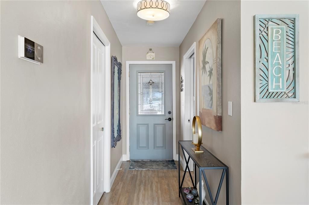 For Sale: $1,650,000 (3 beds, 2 baths, 1560 Square Feet)