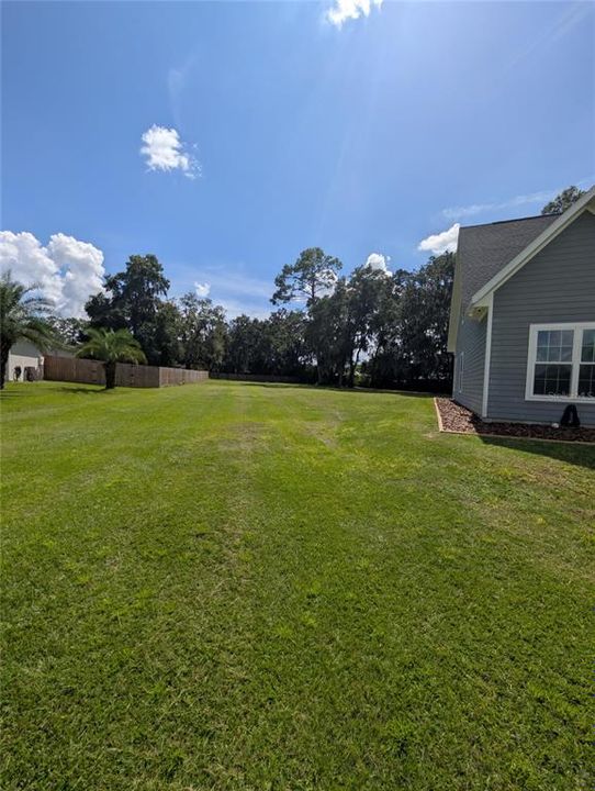 For Sale: $560,000 (4 beds, 3 baths, 2500 Square Feet)