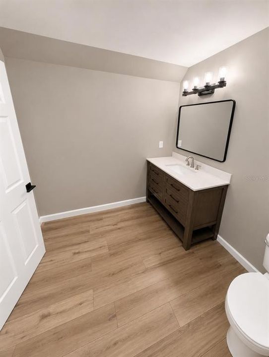 For Sale: $560,000 (4 beds, 3 baths, 2500 Square Feet)