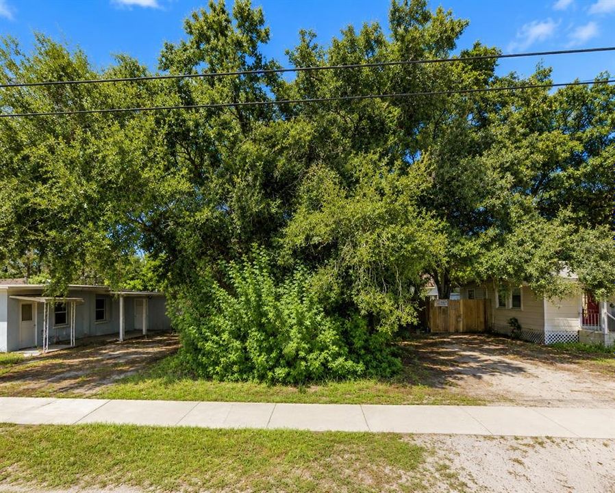 For Sale: $125,000 (0.12 acres)