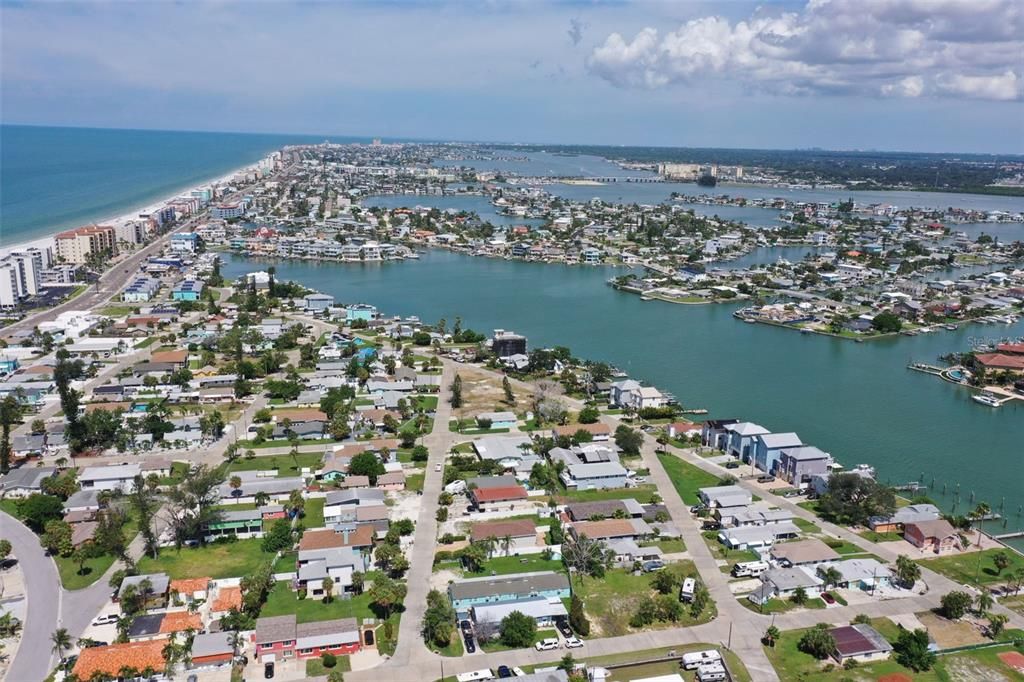 For Sale: $279,000 (2 beds, 1 baths, 1120 Square Feet)