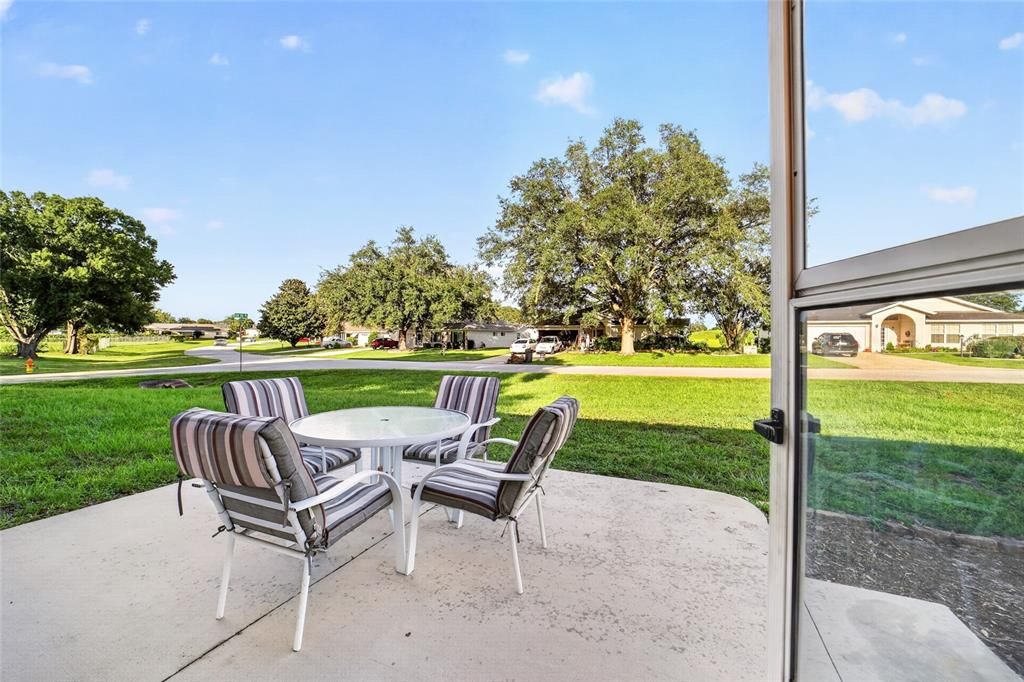 For Sale: $219,500 (2 beds, 2 baths, 1455 Square Feet)