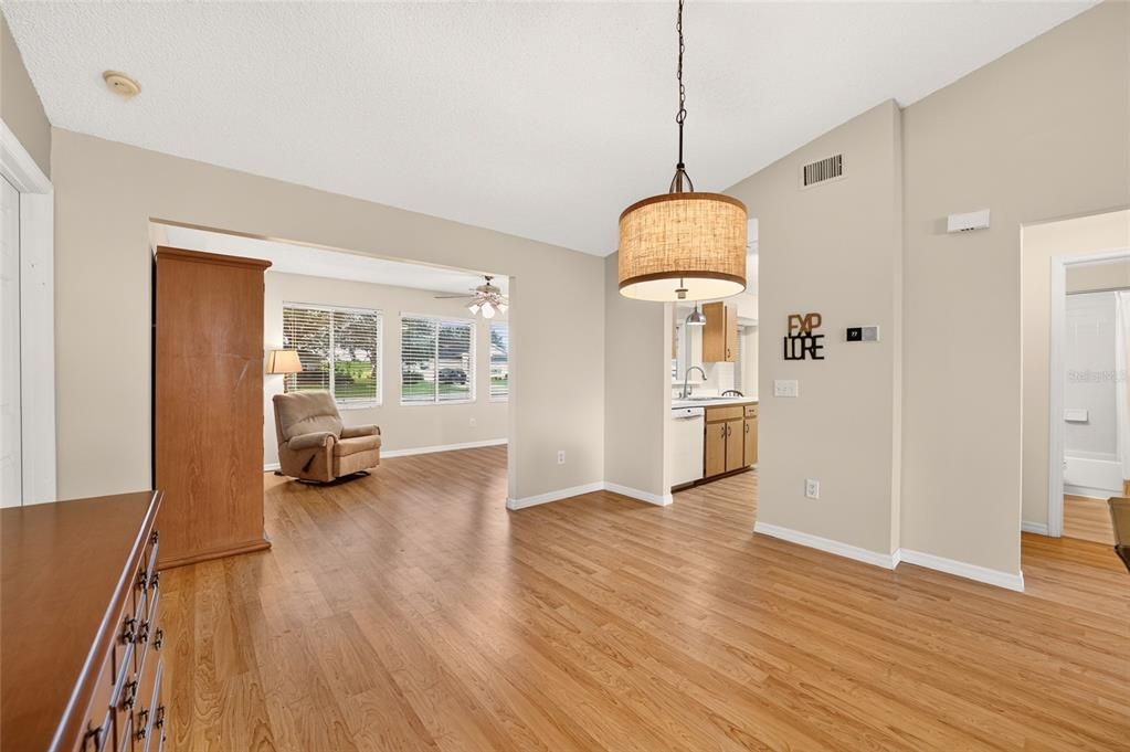 For Sale: $219,500 (2 beds, 2 baths, 1455 Square Feet)