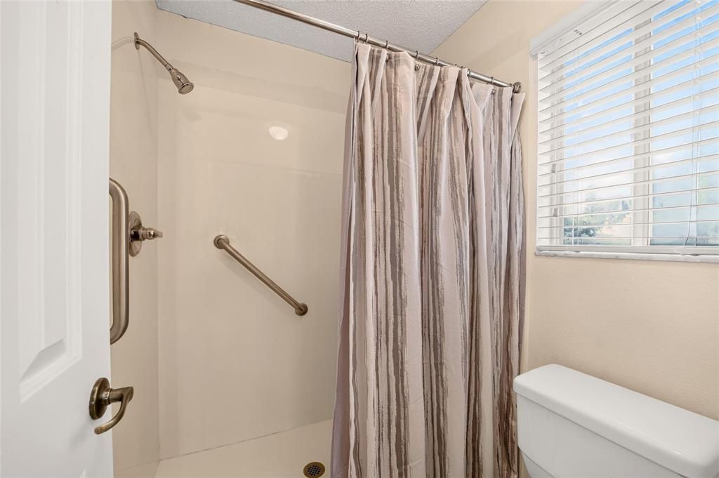 For Sale: $219,500 (2 beds, 2 baths, 1455 Square Feet)