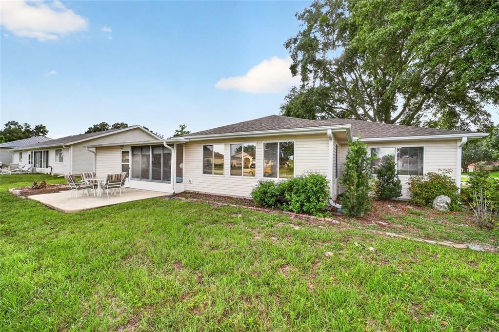 For Sale: $219,500 (2 beds, 2 baths, 1455 Square Feet)