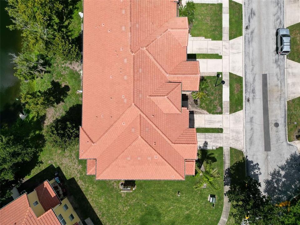 En Venta: $350,000 (4 camas, 2 baños, 1872 Pies cuadrados)