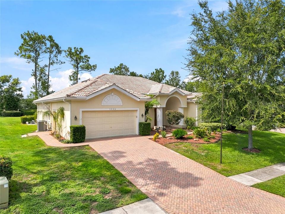 For Sale: $389,000 (3 beds, 2 baths, 2127 Square Feet)
