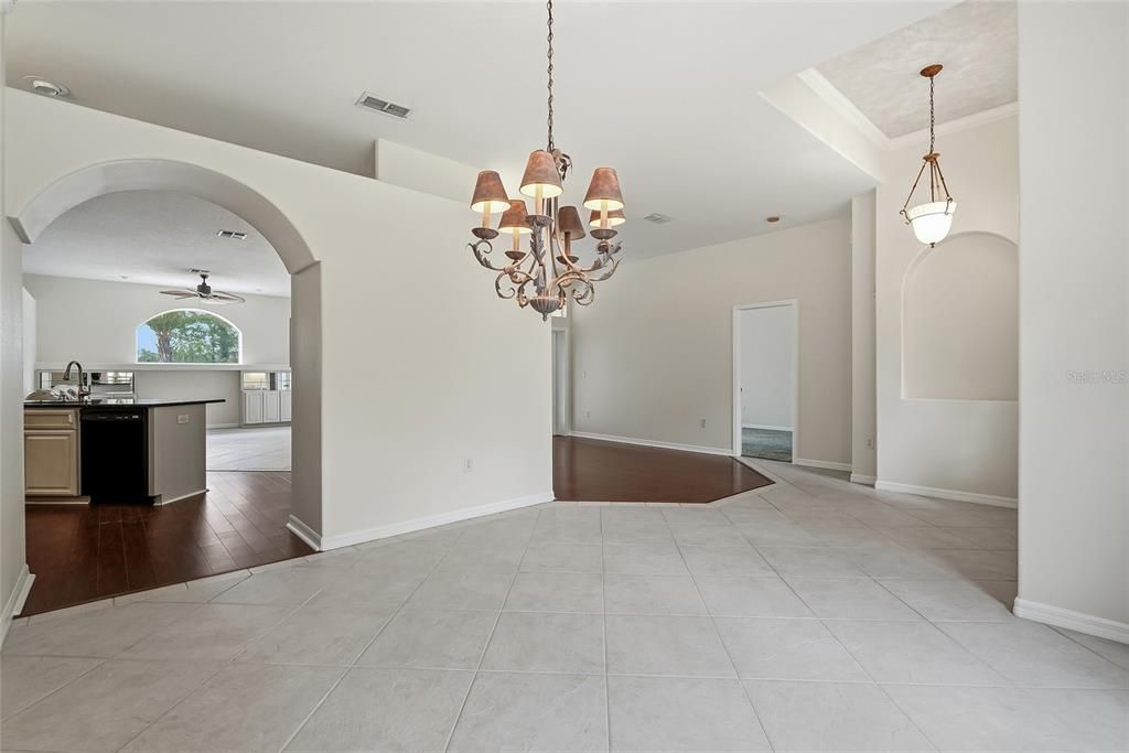 For Sale: $389,000 (3 beds, 2 baths, 2127 Square Feet)