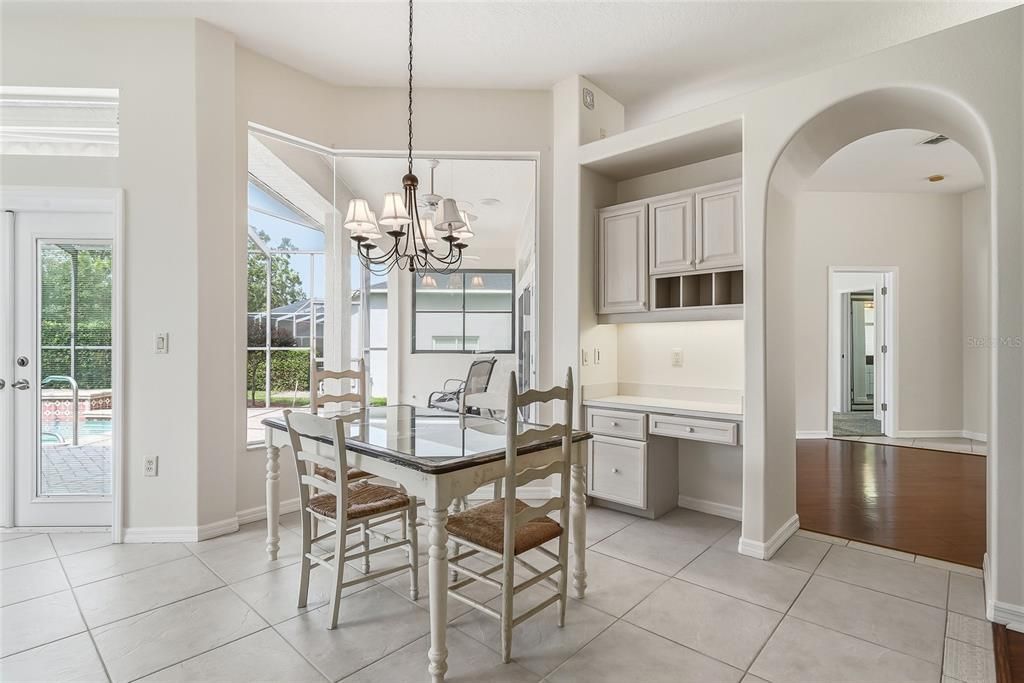 For Sale: $389,000 (3 beds, 2 baths, 2127 Square Feet)