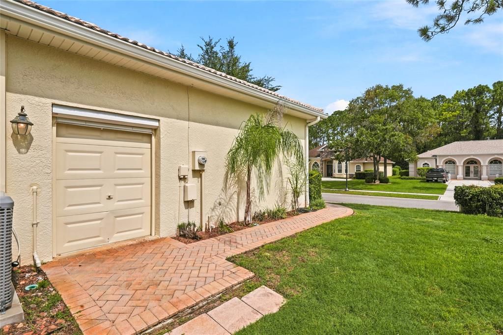For Sale: $389,000 (3 beds, 2 baths, 2127 Square Feet)