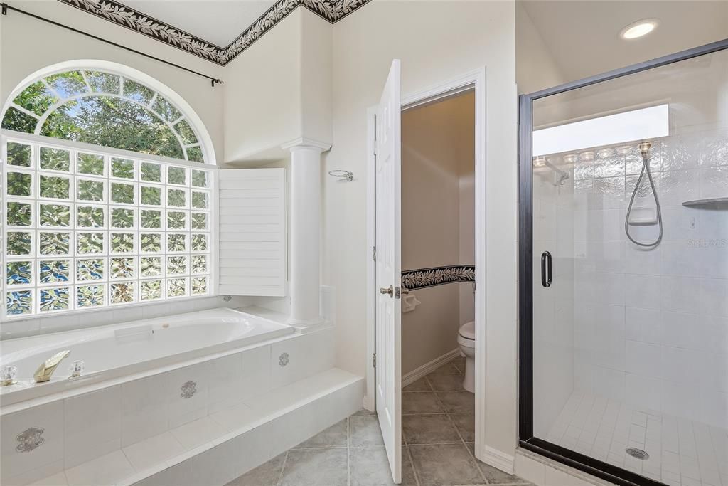 For Sale: $389,000 (3 beds, 2 baths, 2127 Square Feet)