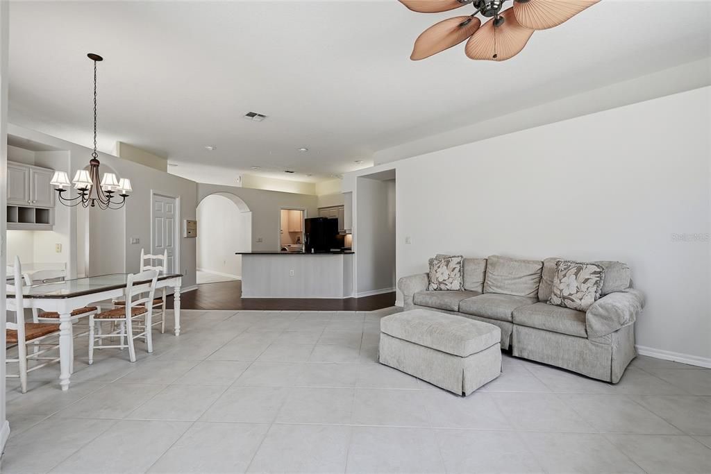 For Sale: $389,000 (3 beds, 2 baths, 2127 Square Feet)