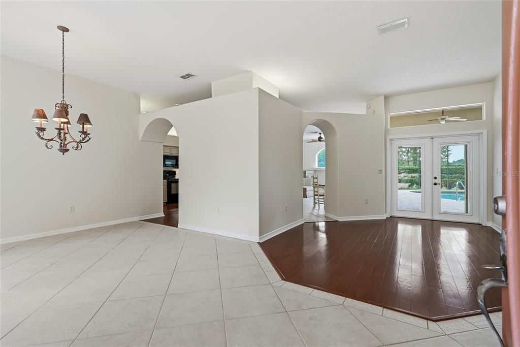 For Sale: $389,000 (3 beds, 2 baths, 2127 Square Feet)