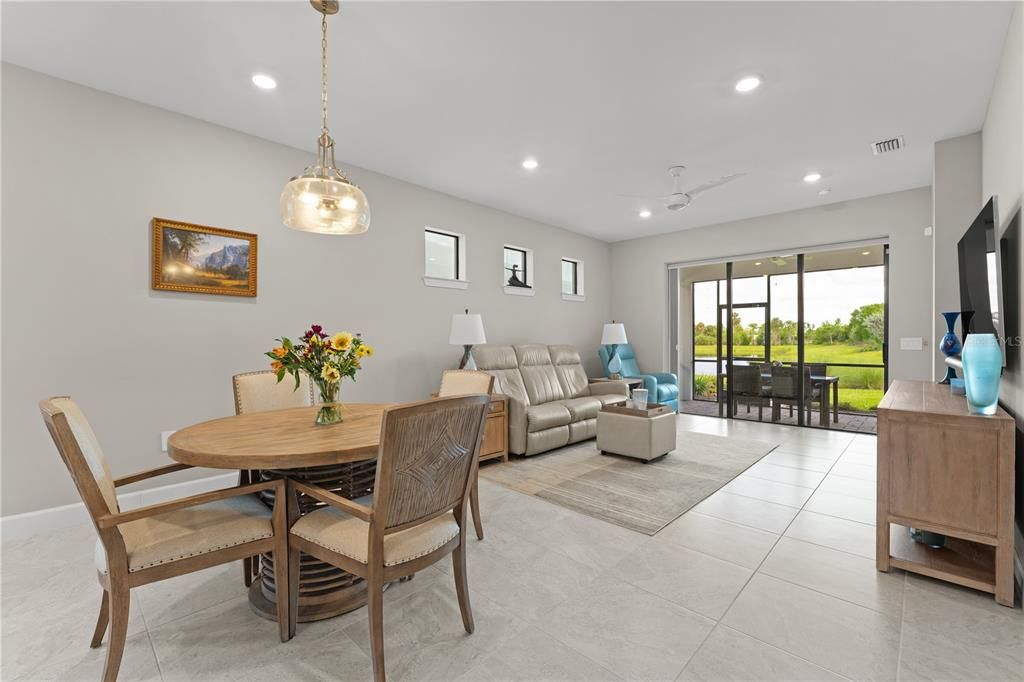 En Venta: $599,000 (3 camas, 2 baños, 1655 Pies cuadrados)