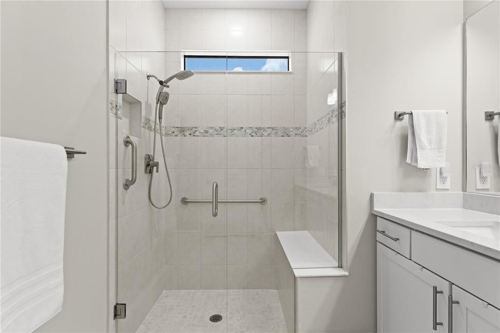 En Venta: $599,000 (3 camas, 2 baños, 1655 Pies cuadrados)