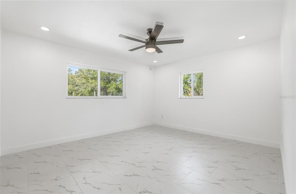 For Sale: $549,000 (3 beds, 2 baths, 1450 Square Feet)