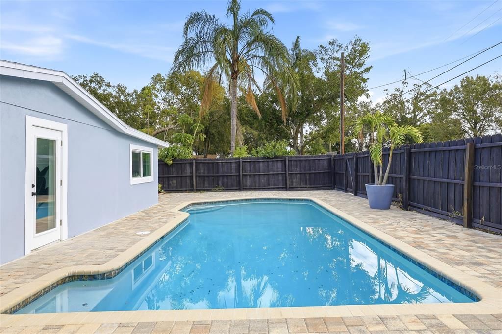 For Sale: $549,000 (3 beds, 2 baths, 1450 Square Feet)