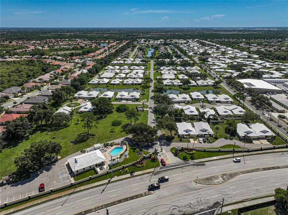 For Sale: $275,000 (2 beds, 2 baths, 1538 Square Feet)