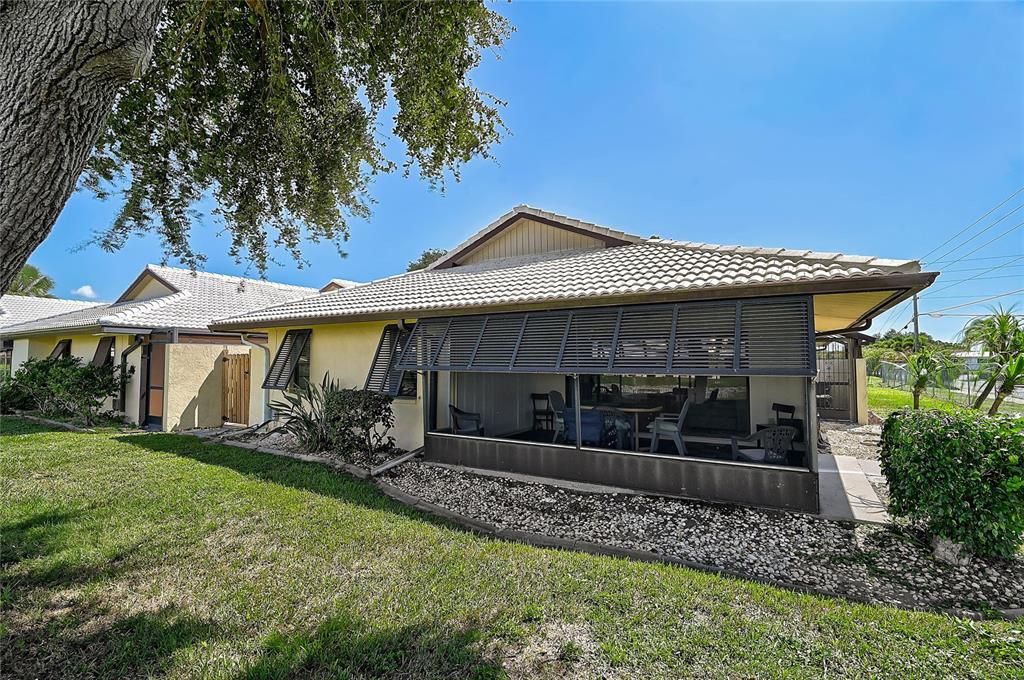 For Sale: $275,000 (2 beds, 2 baths, 1538 Square Feet)