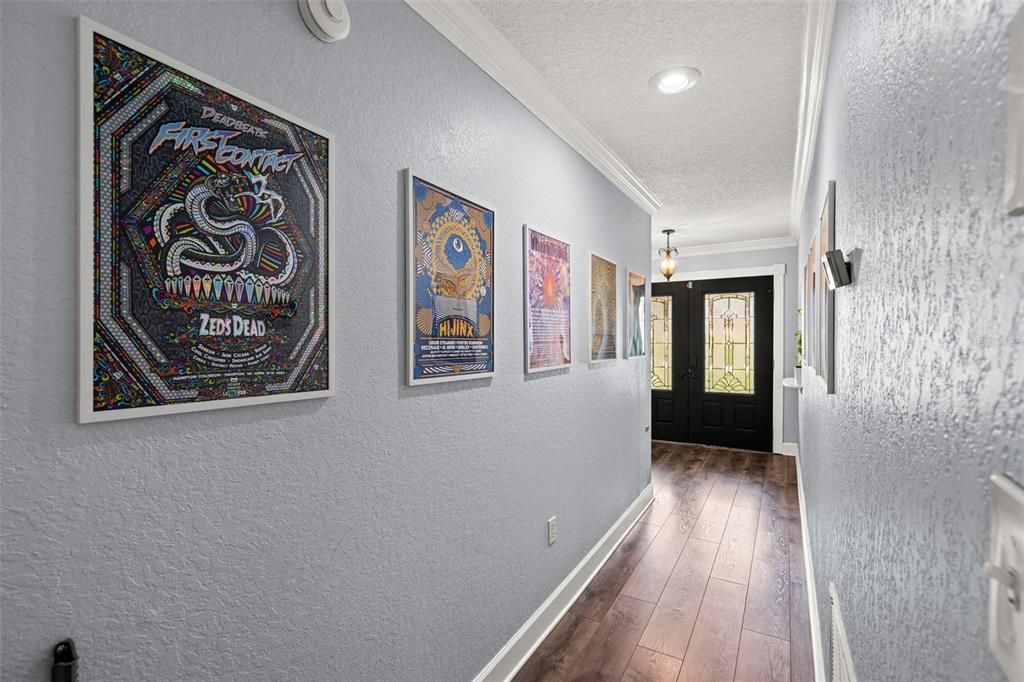 Activo con contrato: $649,900 (3 camas, 2 baños, 1756 Pies cuadrados)