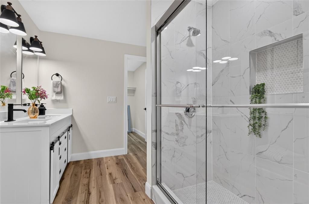 En Venta: $368,888 (3 camas, 2 baños, 1475 Pies cuadrados)