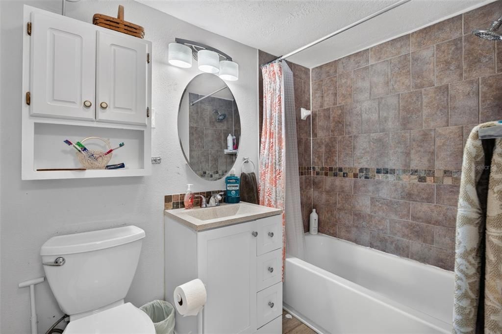 En Venta: $290,000 (2 camas, 1 baños, 920 Pies cuadrados)