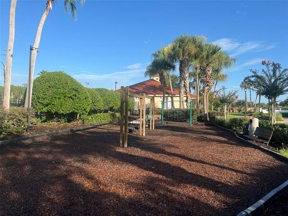 For Rent: $3,000 (5 beds, 3 baths, 3387 Square Feet)