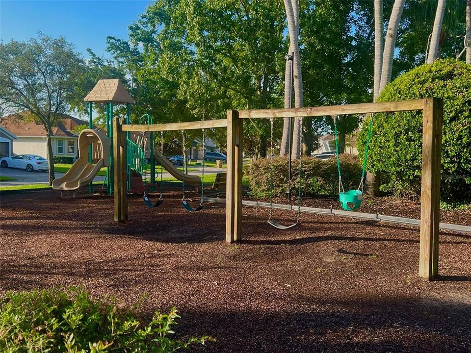 For Rent: $3,000 (5 beds, 3 baths, 3387 Square Feet)