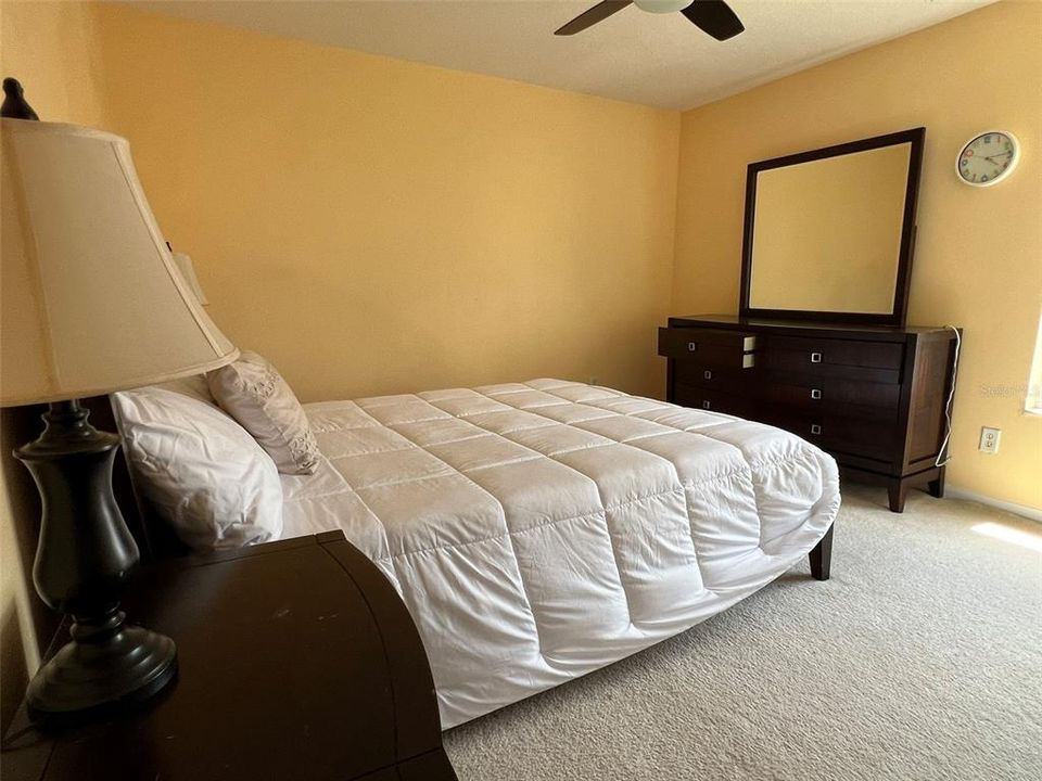 For Rent: $3,000 (5 beds, 3 baths, 3387 Square Feet)