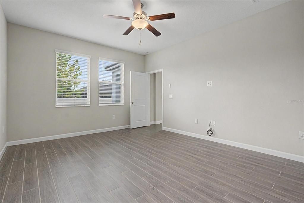 For Sale: $340,000 (2 beds, 2 baths, 1783 Square Feet)