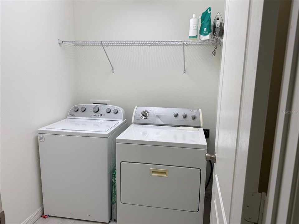 En Venta: $515,000 (4 camas, 2 baños, 2168 Pies cuadrados)