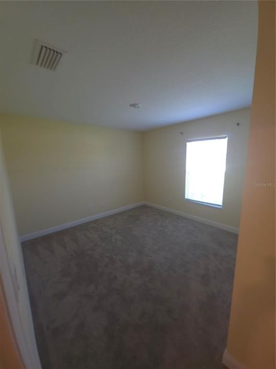 For Rent: $2,295 (4 beds, 2 baths, 1873 Square Feet)