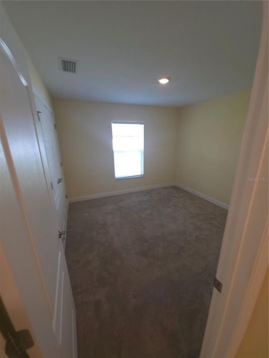 For Rent: $2,295 (4 beds, 2 baths, 1873 Square Feet)