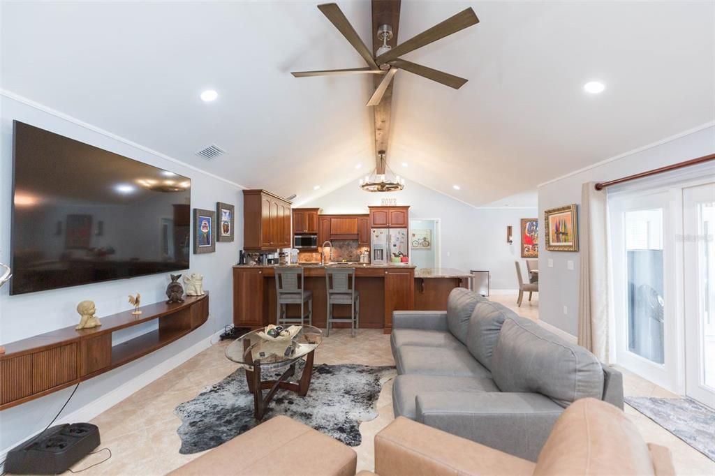 For Sale: $662,500 (4 beds, 2 baths, 2484 Square Feet)