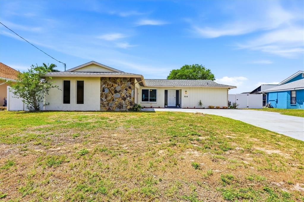 En Venta: $345,000 (3 camas, 2 baños, 1541 Pies cuadrados)