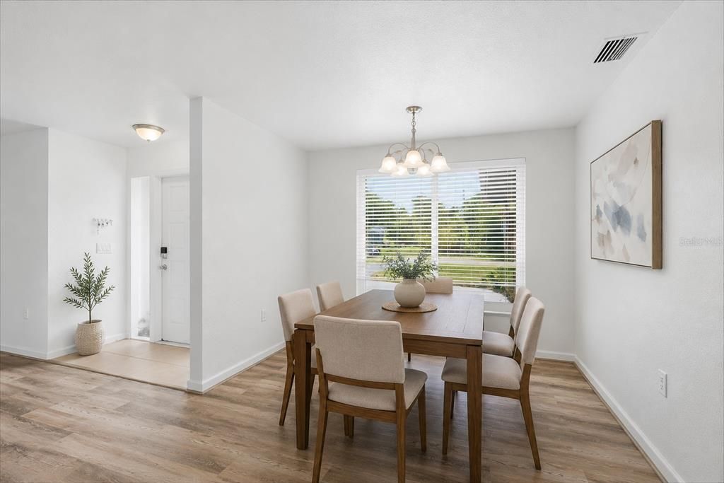 En Venta: $345,000 (3 camas, 2 baños, 1541 Pies cuadrados)