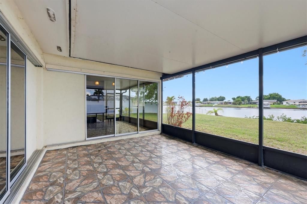 En Venta: $345,000 (3 camas, 2 baños, 1541 Pies cuadrados)