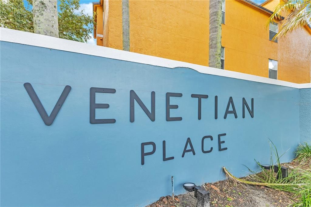 For Rent: $1,950 (3 beds, 2 baths, 1253 Square Feet)