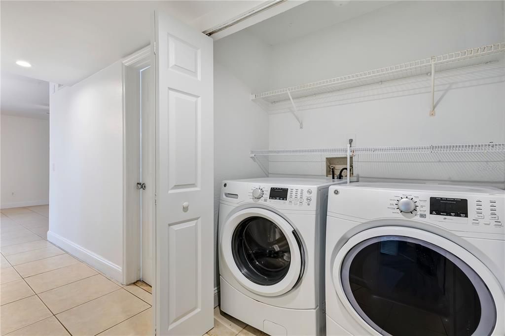 For Rent: $1,950 (3 beds, 2 baths, 1253 Square Feet)