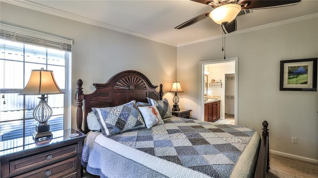 For Sale: $349,900 (2 beds, 2 baths, 1415 Square Feet)