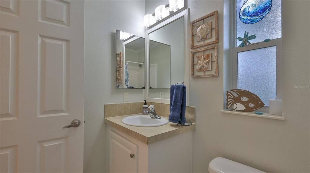 For Sale: $349,900 (2 beds, 2 baths, 1415 Square Feet)