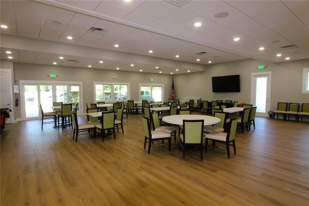 For Sale: $349,900 (2 beds, 2 baths, 1415 Square Feet)