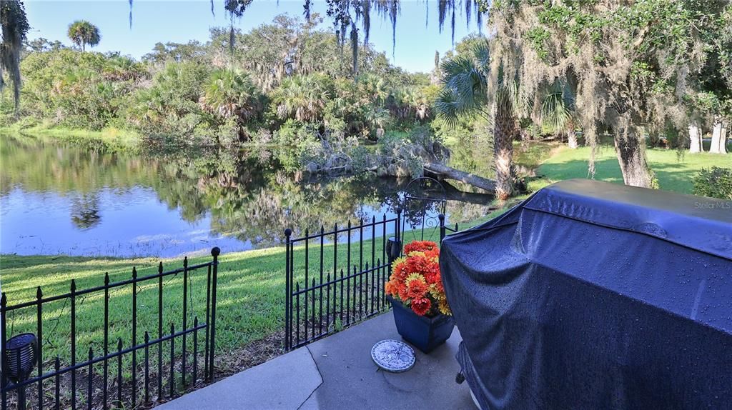 For Sale: $349,900 (2 beds, 2 baths, 1415 Square Feet)